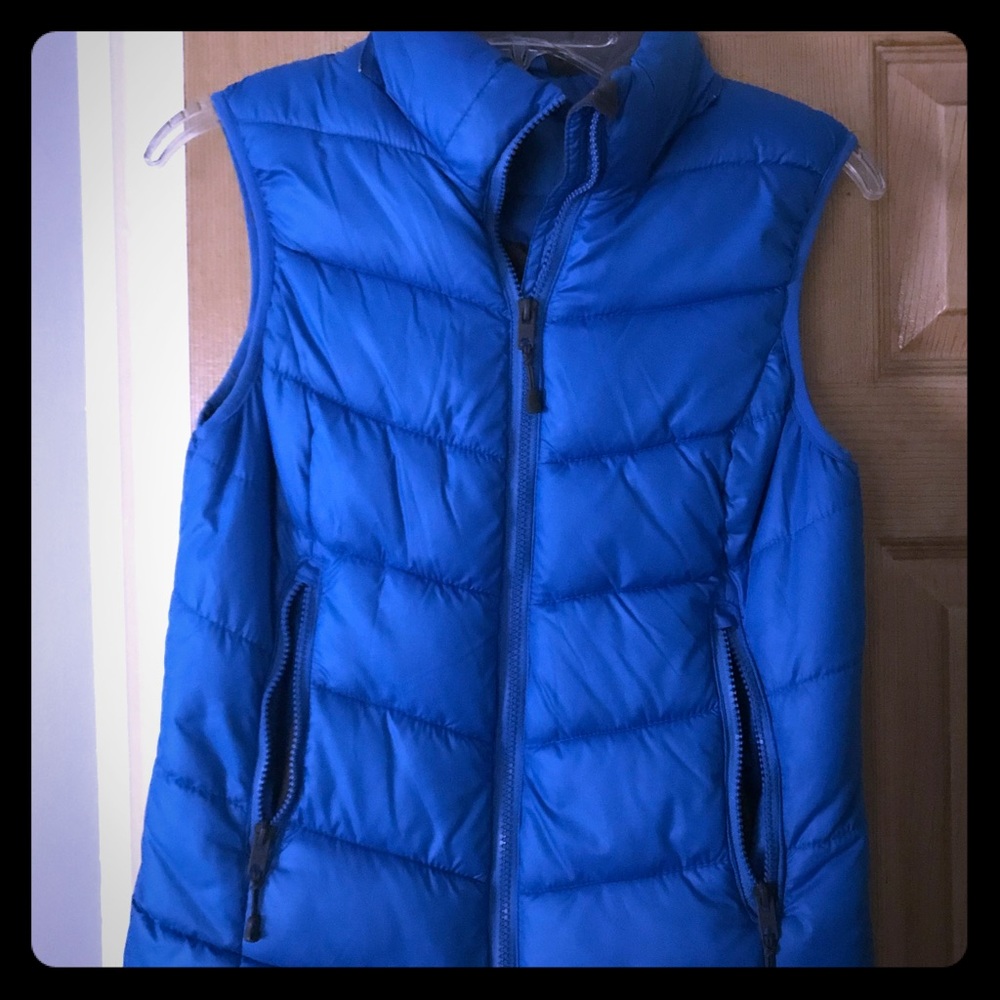 H & M puffer vest size 6 (blue)